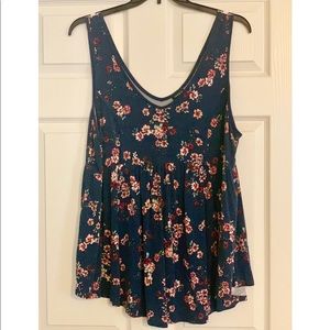 NWOT** Torrid Floral Tank Top Blouse